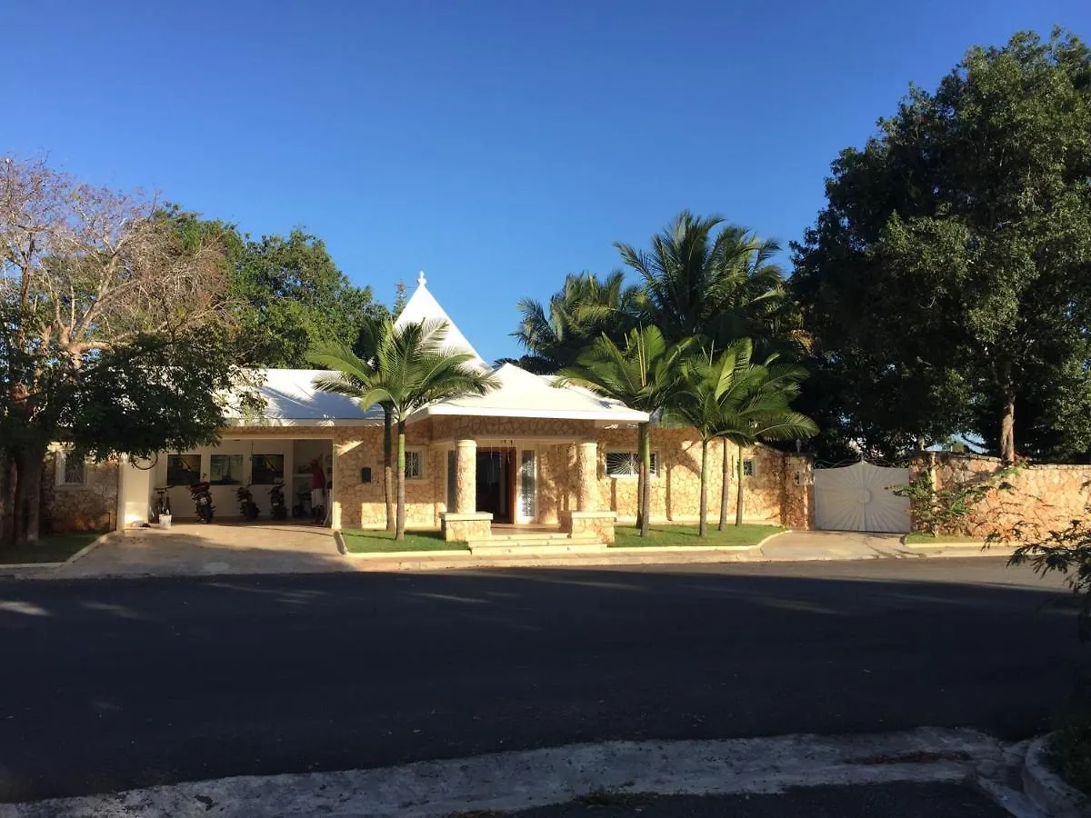 Villa Sol La Romana Bed & Breakfast